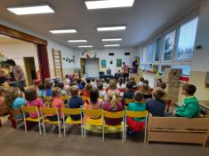 Kouzelnické představení v MŠ