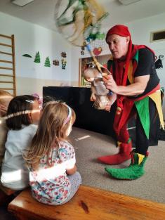 Divadlo - O dvou neposlušných telátkách